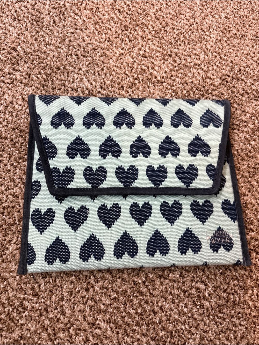 Blue Heart Pattern “Sweater Weather Clutch” WKND WYFR - Picture 5 of 5